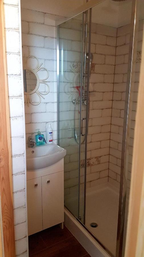 Apartamento Dziewanna Brzeziniec Exterior foto